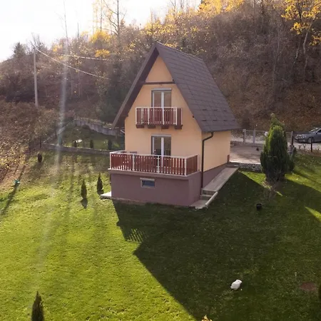 بيت للعطل Planinska Kuca S&i بيلاسنيكا